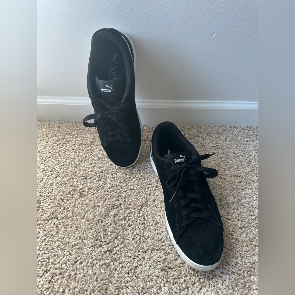 Puma Unisex Smash V2 Low-Top Sneakers - Size 10